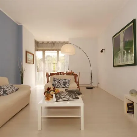 Casa Ilaria Holiday home *